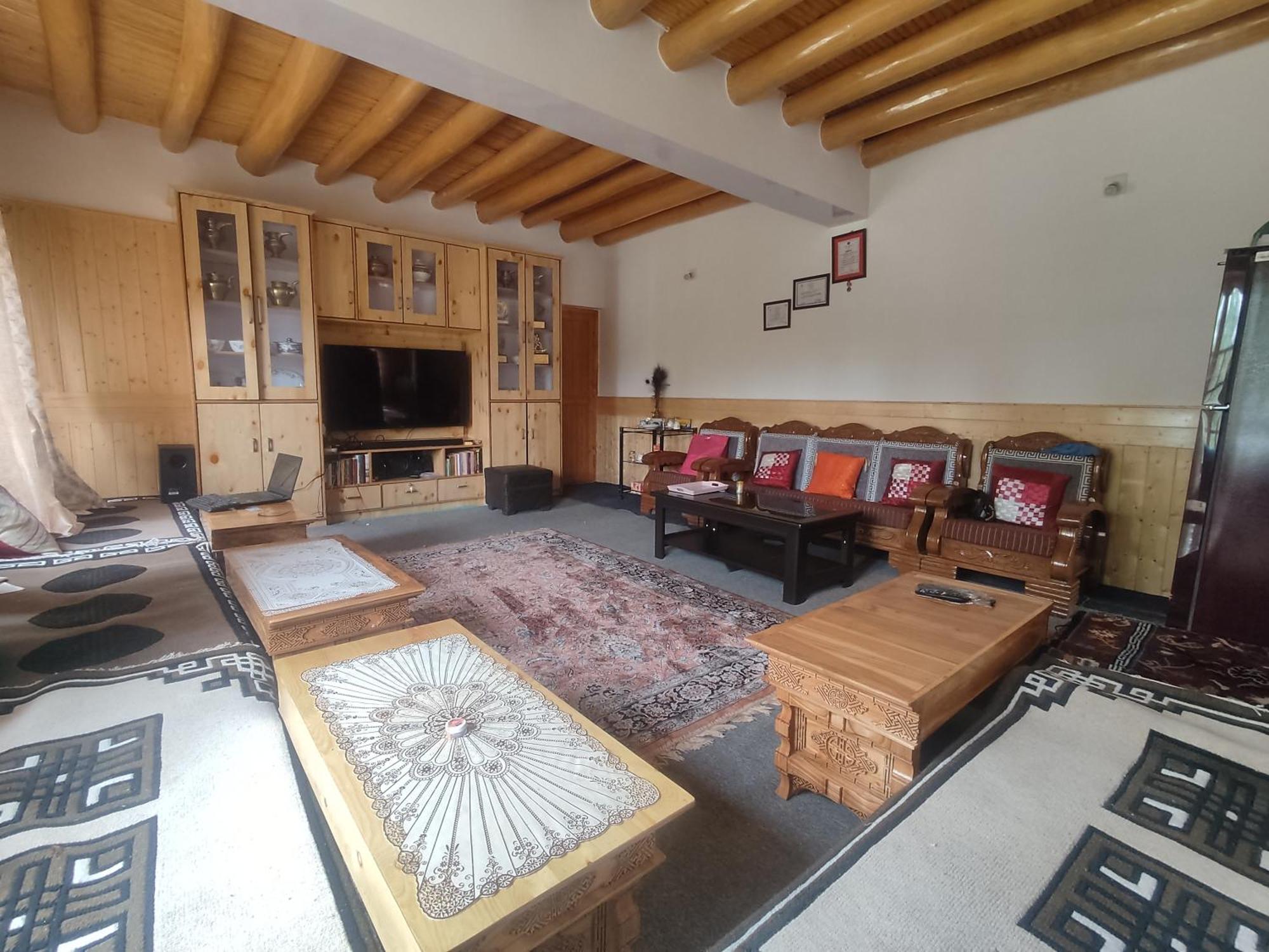 Streamlet Homestay Leh Esterno foto