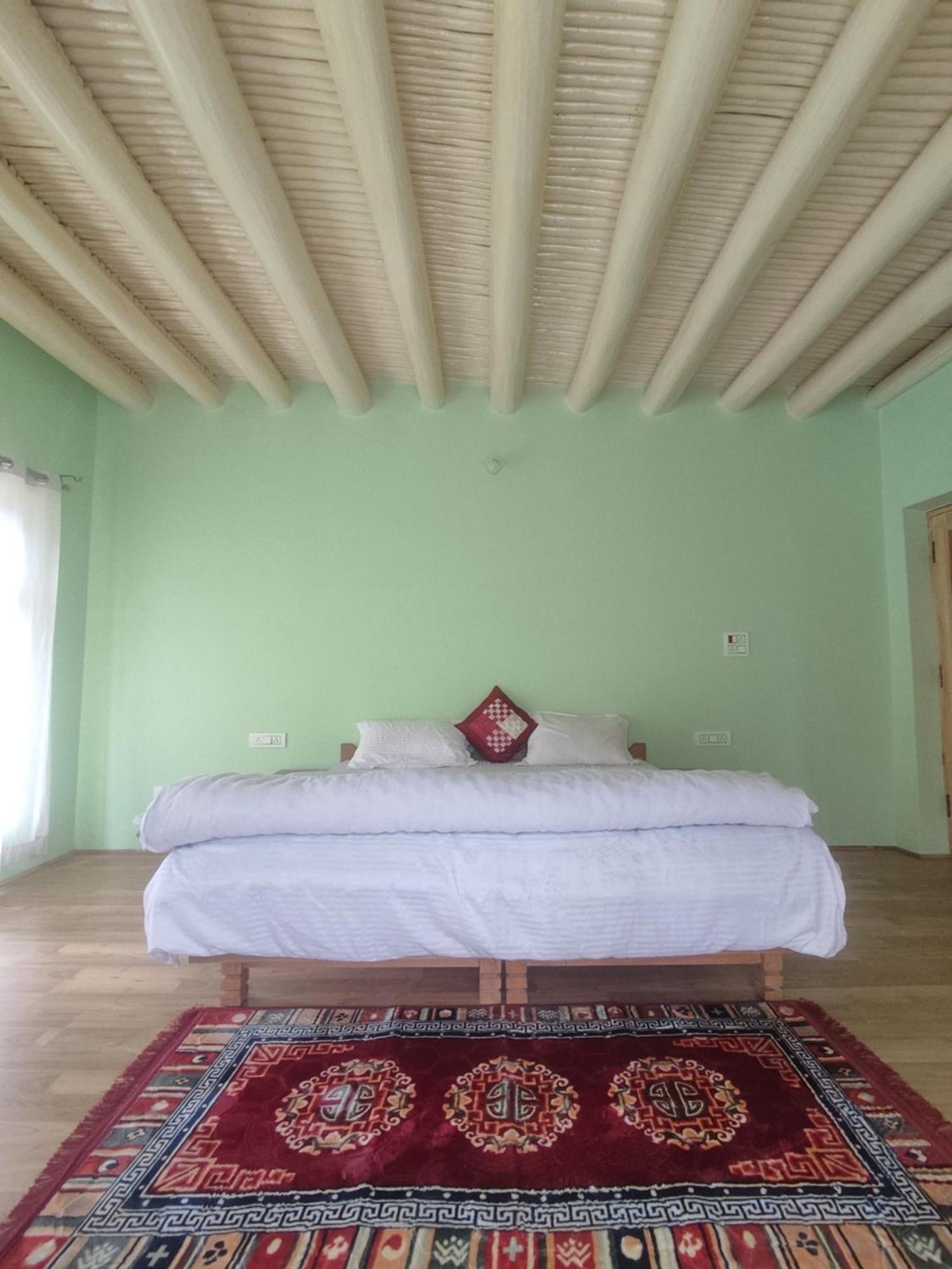 Streamlet Homestay Leh Esterno foto
